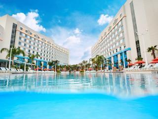 Universal&#039;s Endless Summer Resort – Surfside Inn and Suites 